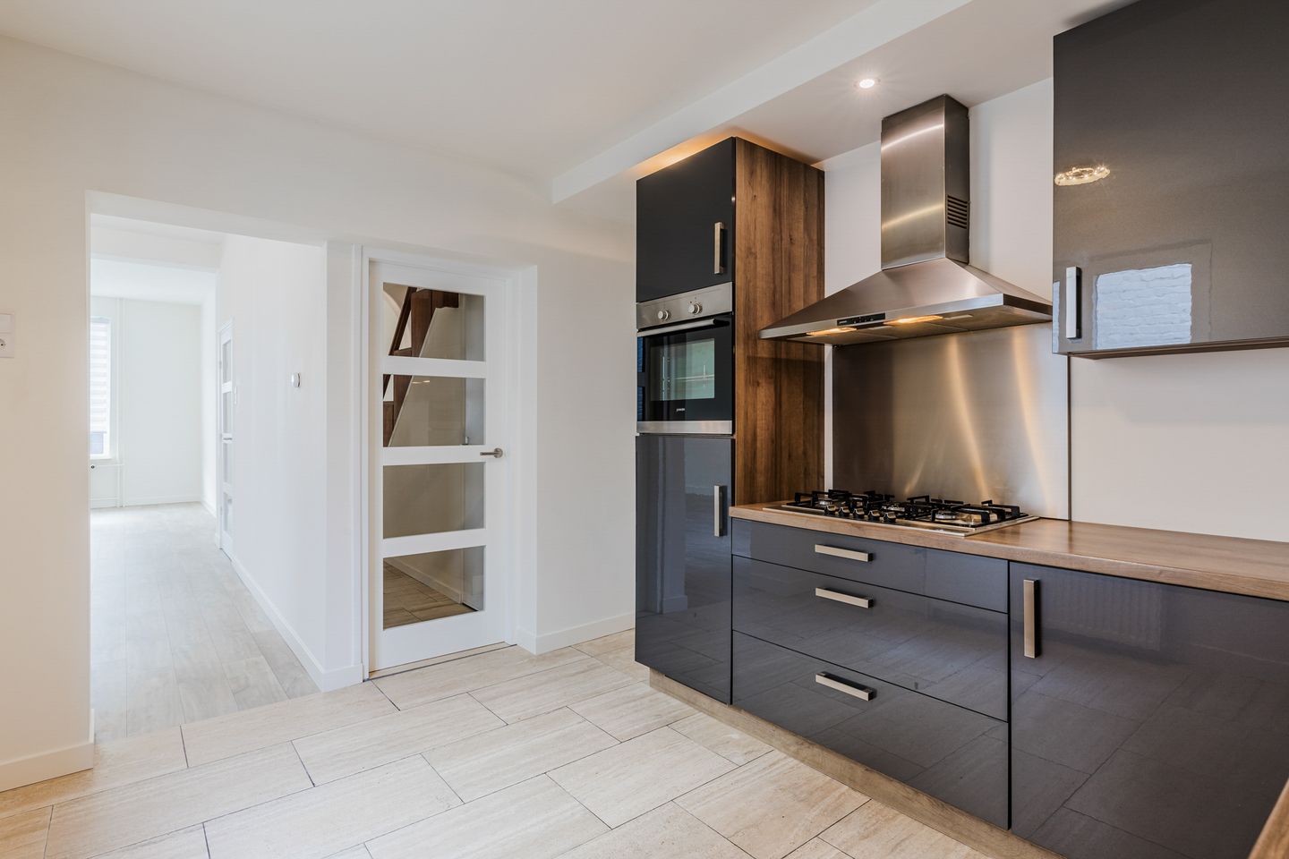 Photo 5 of Sint Josephstraat 4