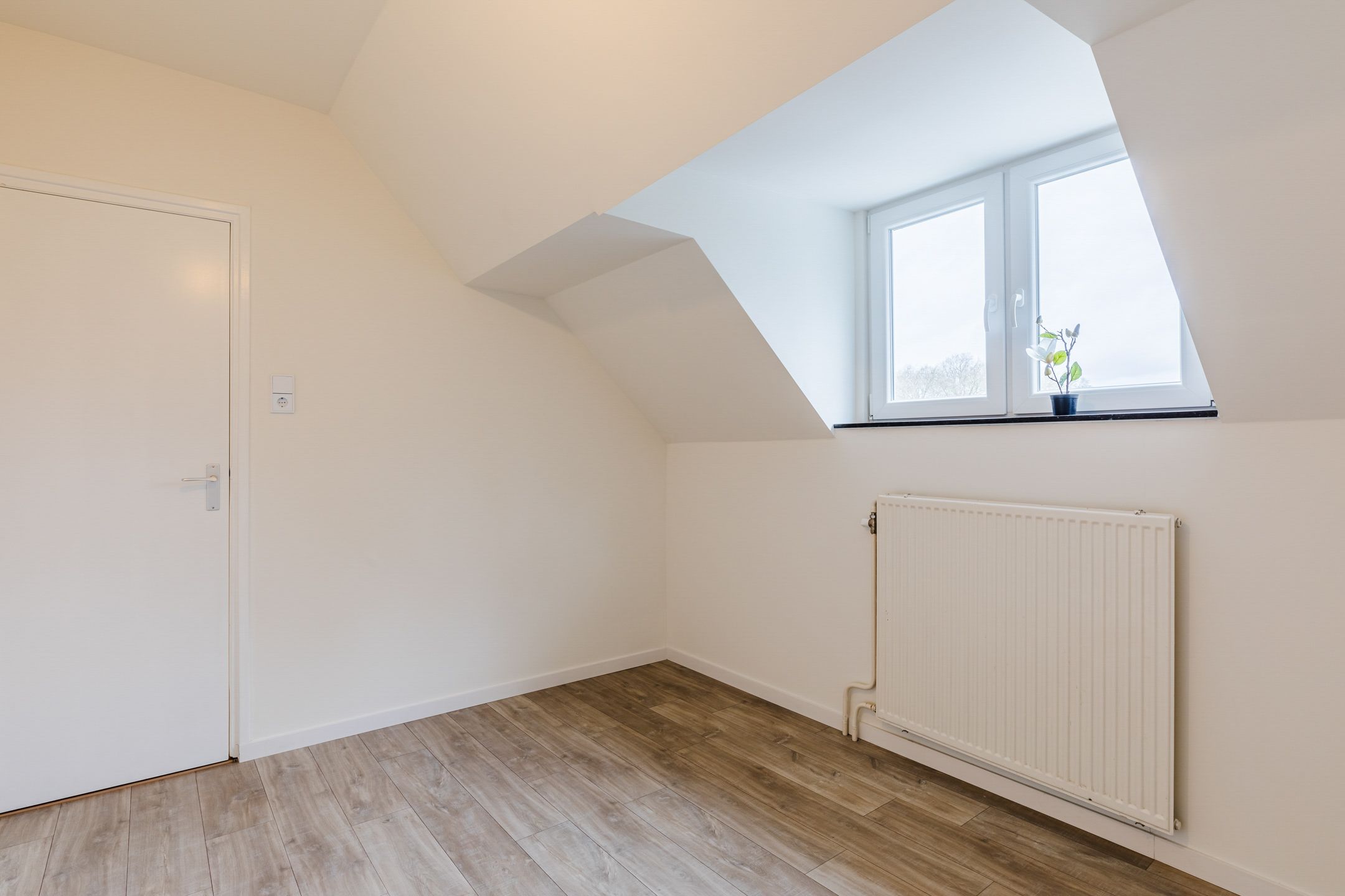 Photo 12 of Sint Josephstraat 4