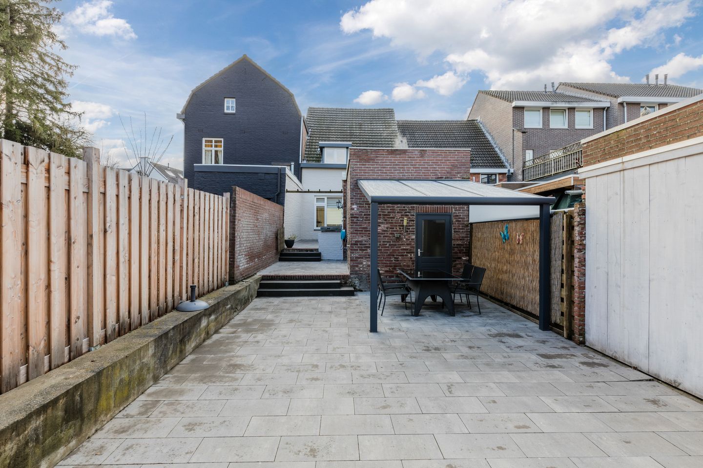 Photo 19 of Sint Josephstraat 4