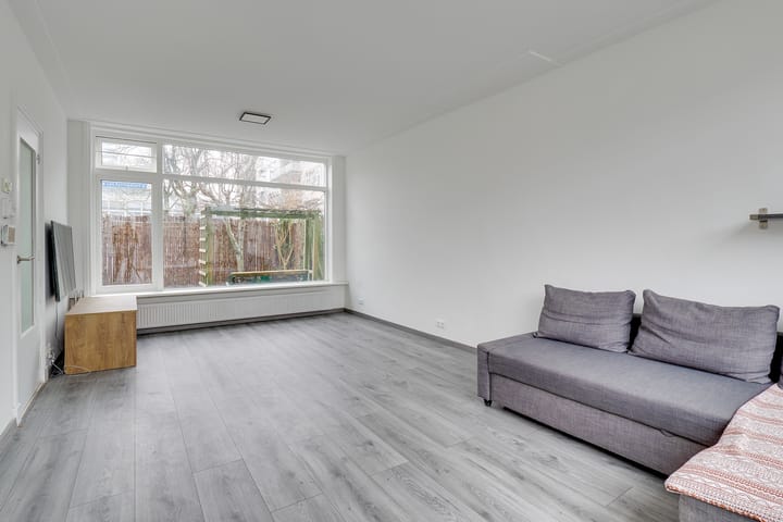 Photo 9 of Van Eysingalaan 15