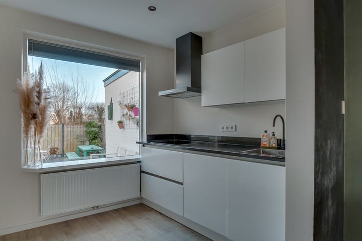 Foto 3 van Burgemeester van Engelenweg 25