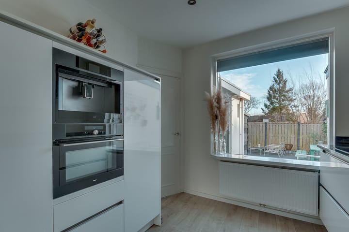 Foto 13 van Burgemeester van Engelenweg 25