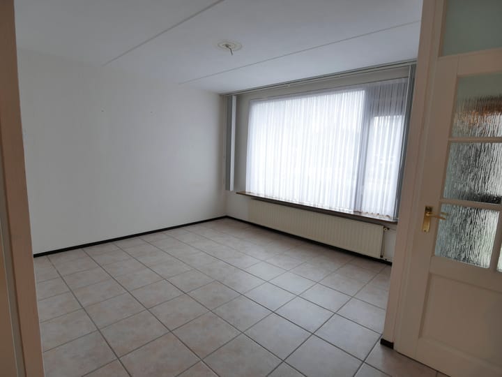 Foto 2 van Weg door de Rijpel 46