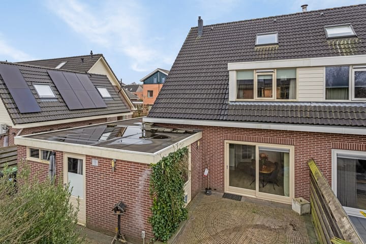 Foto 35 van Taurus 18