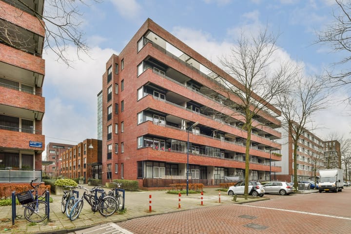 Foto 2 van Johan Hofmanstraat 108