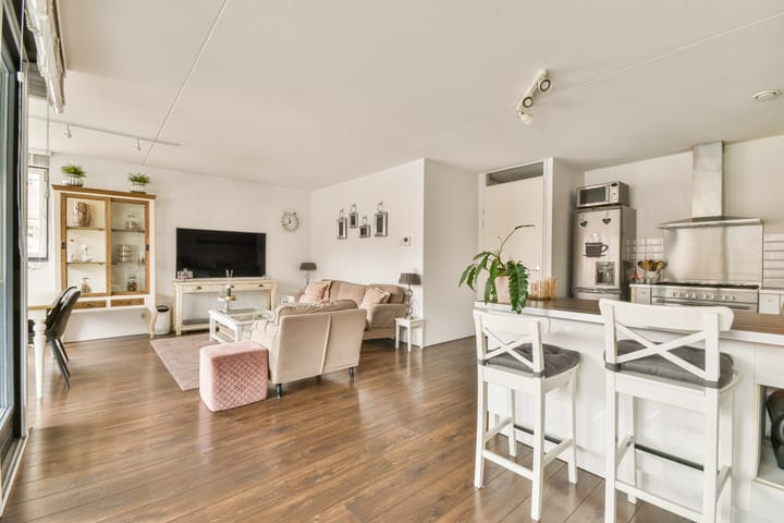 Photo 8 of Johan Hofmanstraat 108