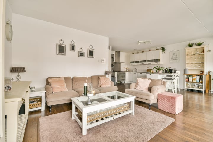 Photo 9 of Johan Hofmanstraat 108