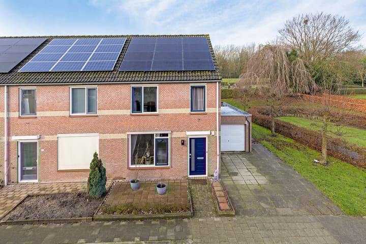 Photo 5 of Julianastraat 60