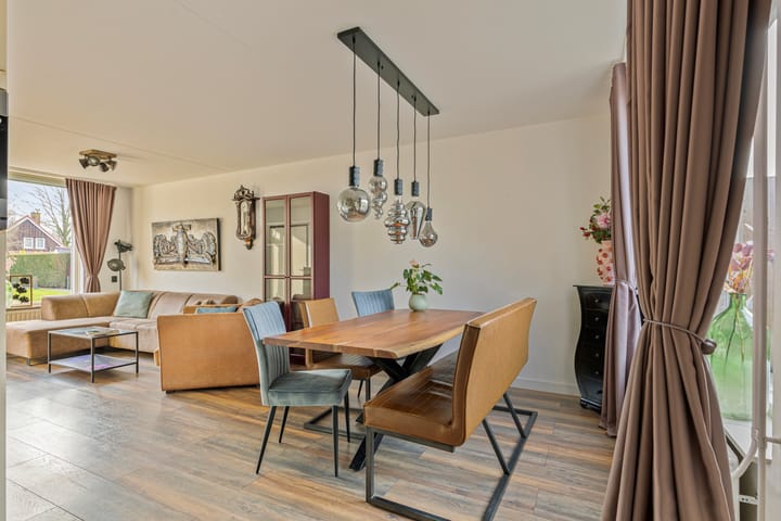 Foto 12 van Julianastraat 60