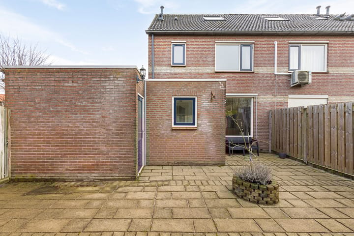 Foto 27 van Julianastraat 60