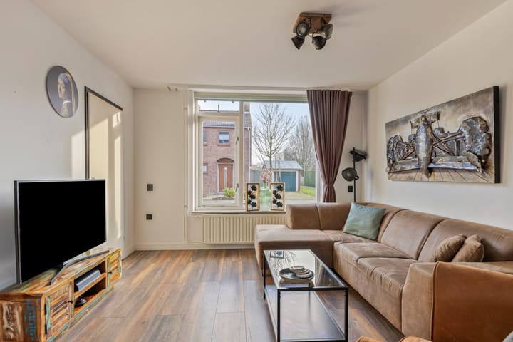 Foto 9 van Julianastraat 60