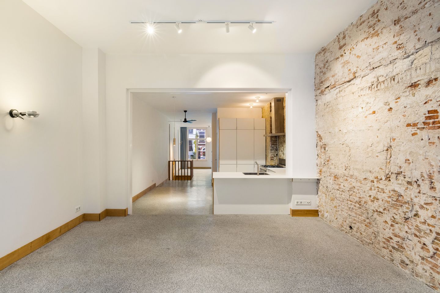 Foto 1 van Oudezijds Voorburgwal 318-H