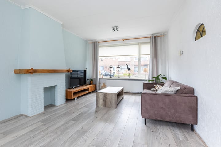 Foto 8 van Leeuwerikstraat 39