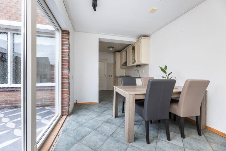 Foto 13 van Leeuwerikstraat 39