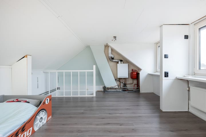 Foto 24 van Leeuwerikstraat 39