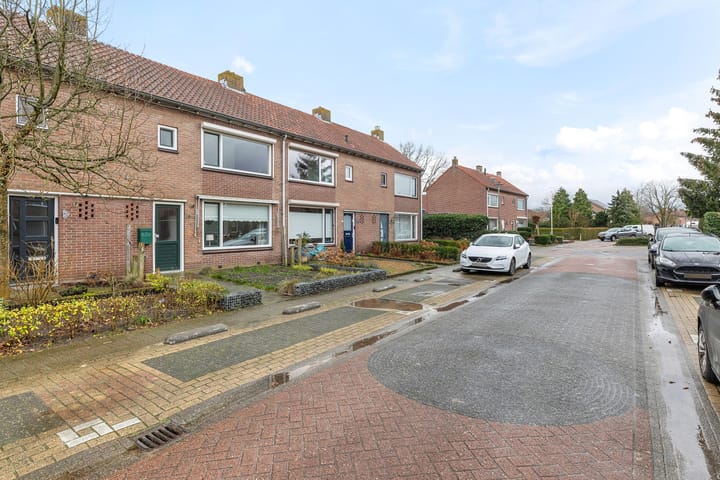 Foto 31 van Leeuwerikstraat 39