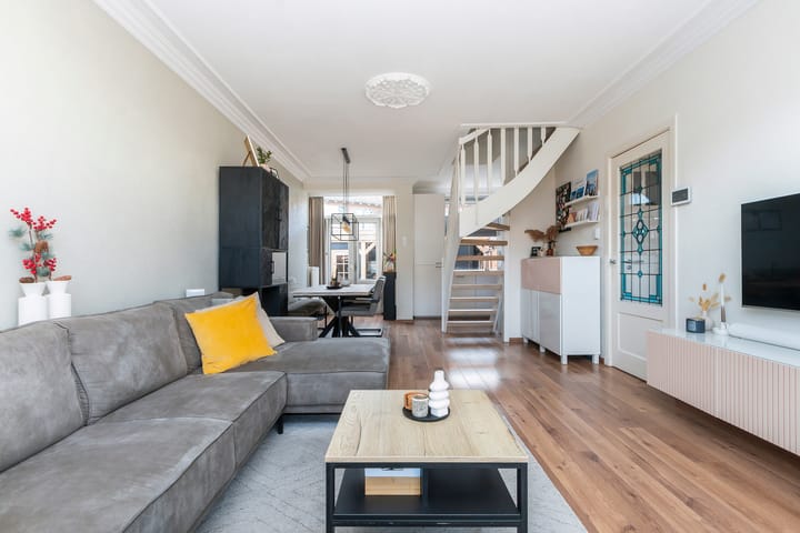 Photo 7 of Richard Holstraat 29