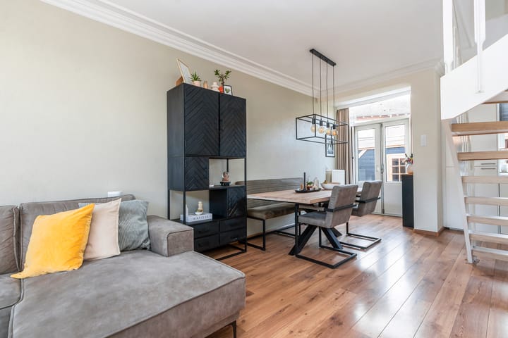 Photo 8 of Richard Holstraat 29