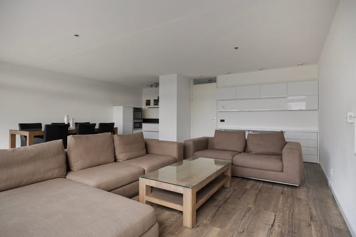 Photo 6 of Buizerdhof 411