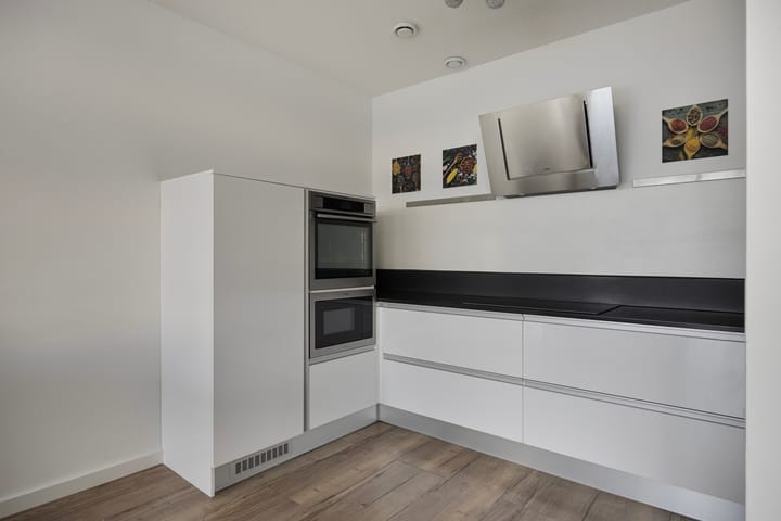 Photo 13 of Buizerdhof 411