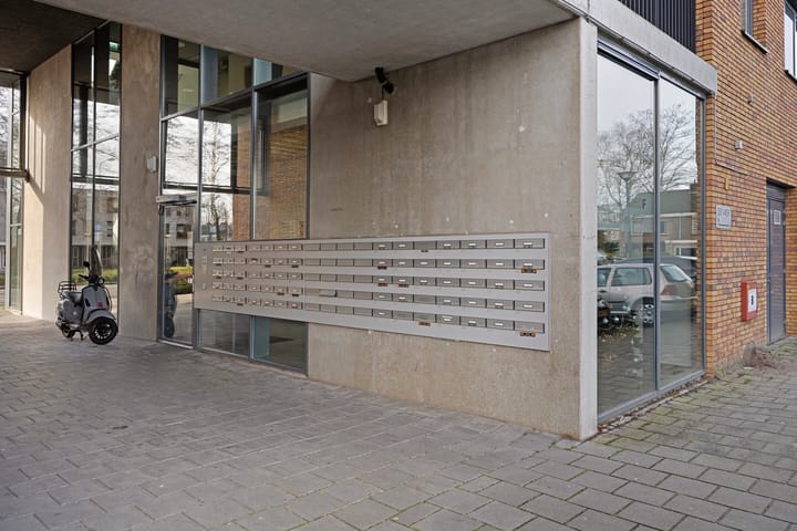 Photo 36 of Buizerdhof 411