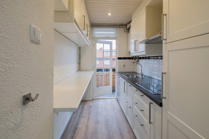 Foto 11 van Linnaeusstraat 125