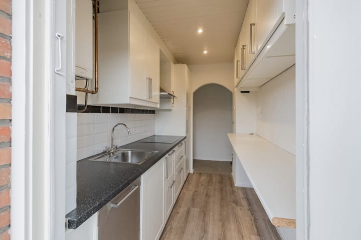 Foto 13 van Linnaeusstraat 125