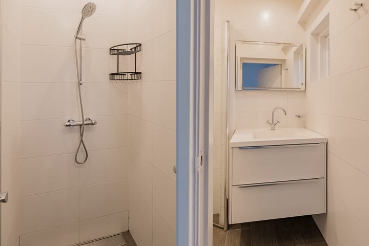 Foto 10 van Linnaeusstraat 125