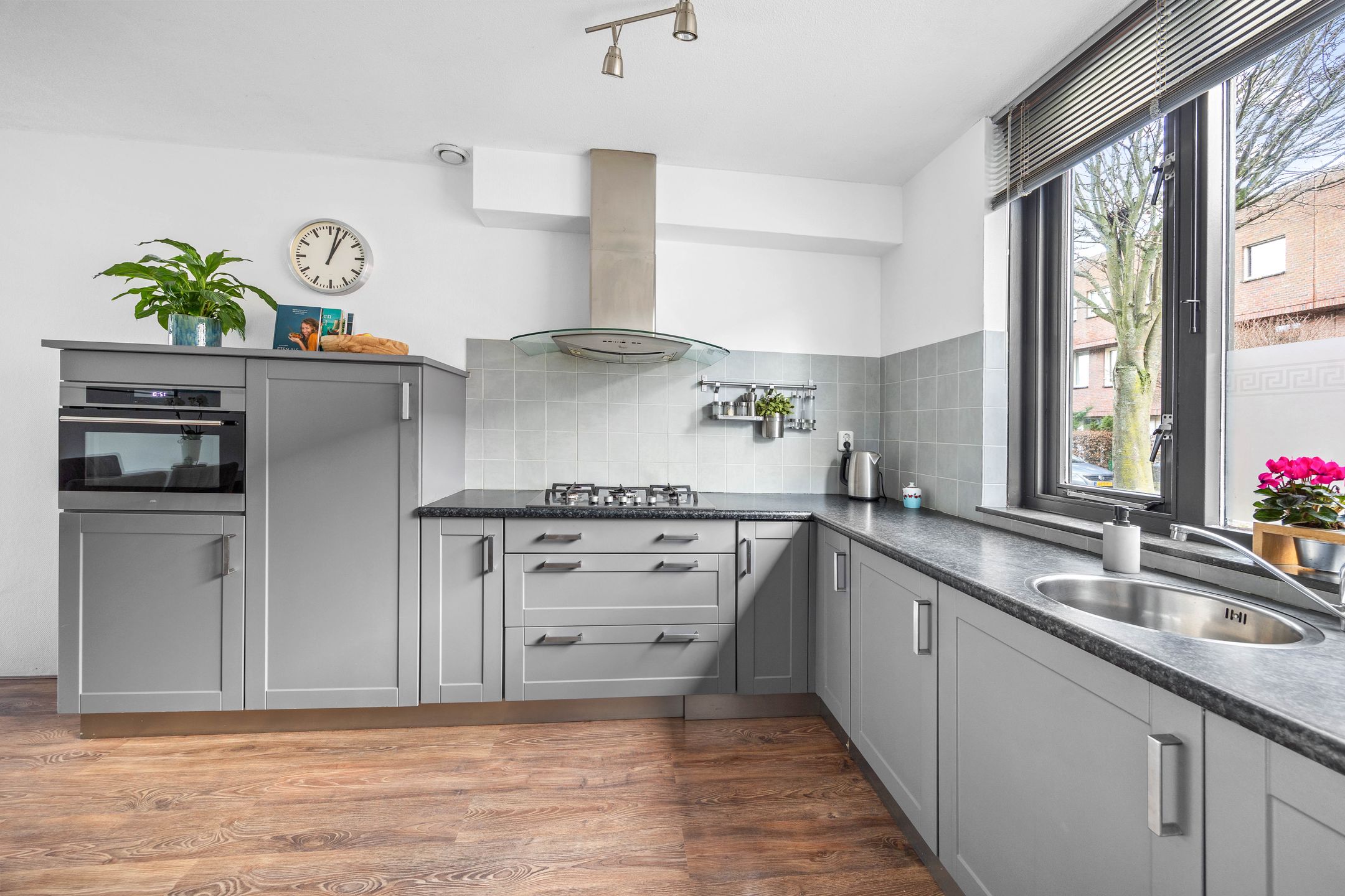 Photo 18 of Smientstraat 55