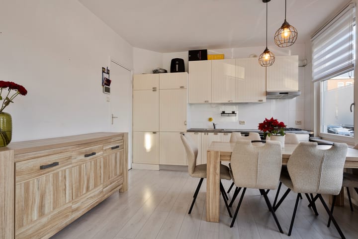 Foto 3 van Loenenseplein 12