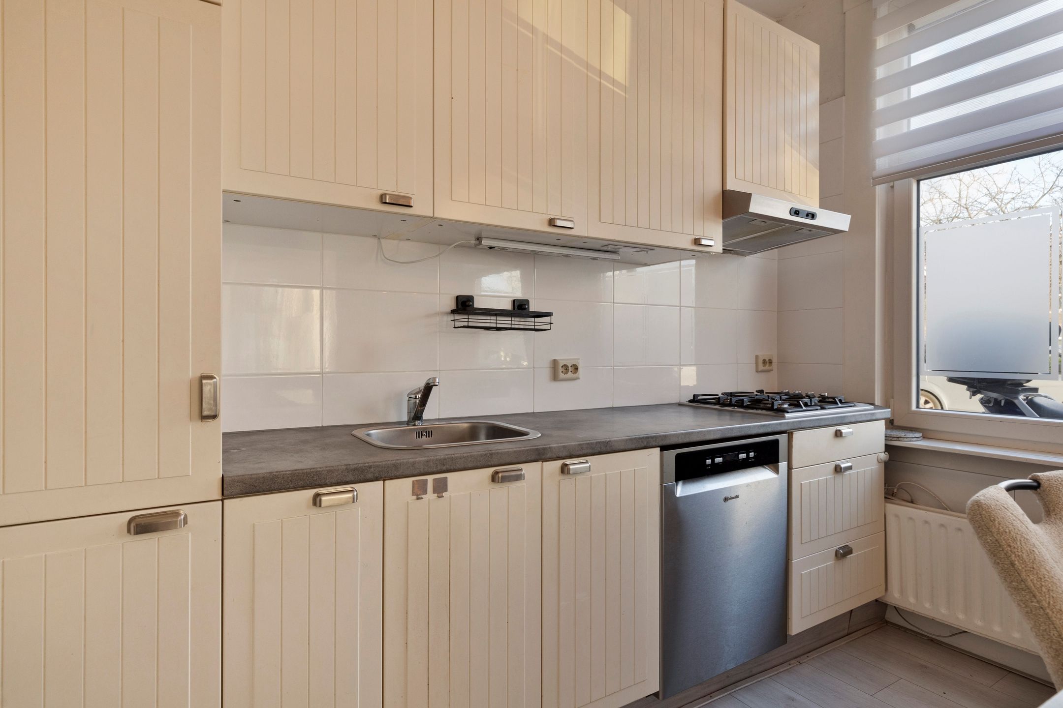 Photo 15 of Loenenseplein 12