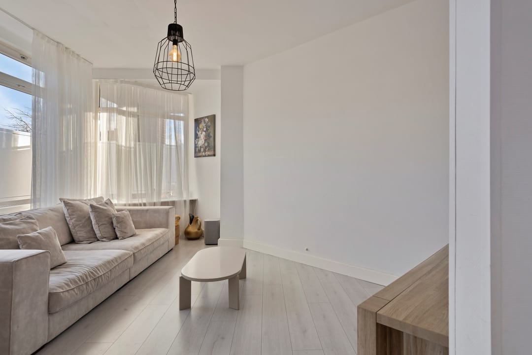 Photo 17 of Loenenseplein 12