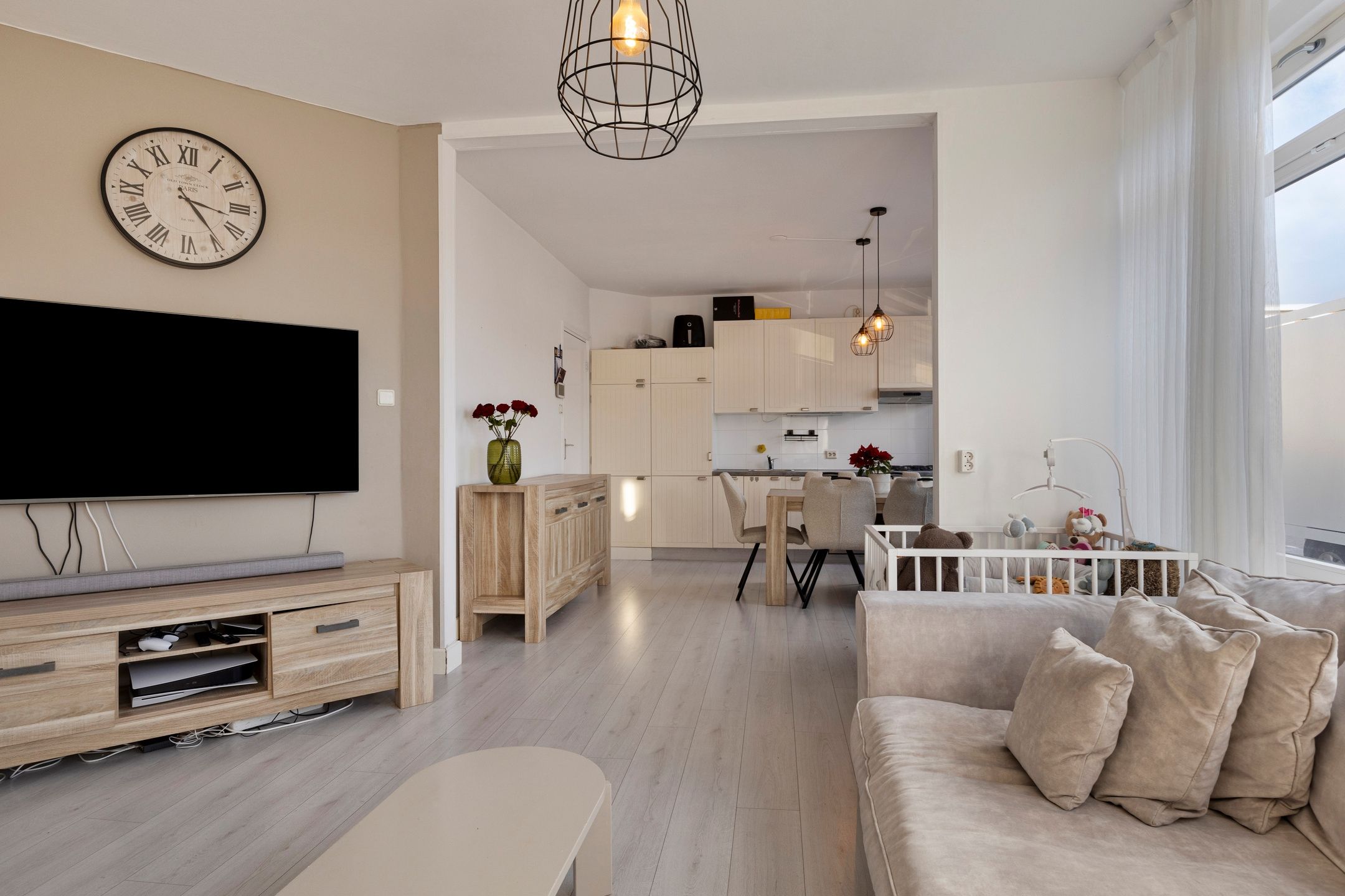 Photo 18 of Loenenseplein 12