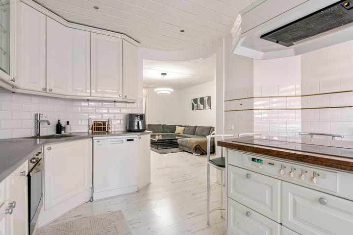 Foto 14 van Akkerwindelaan 14