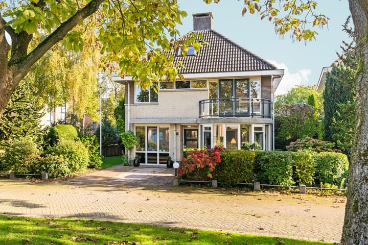 Foto 2 van Vlinderplantsoen 1