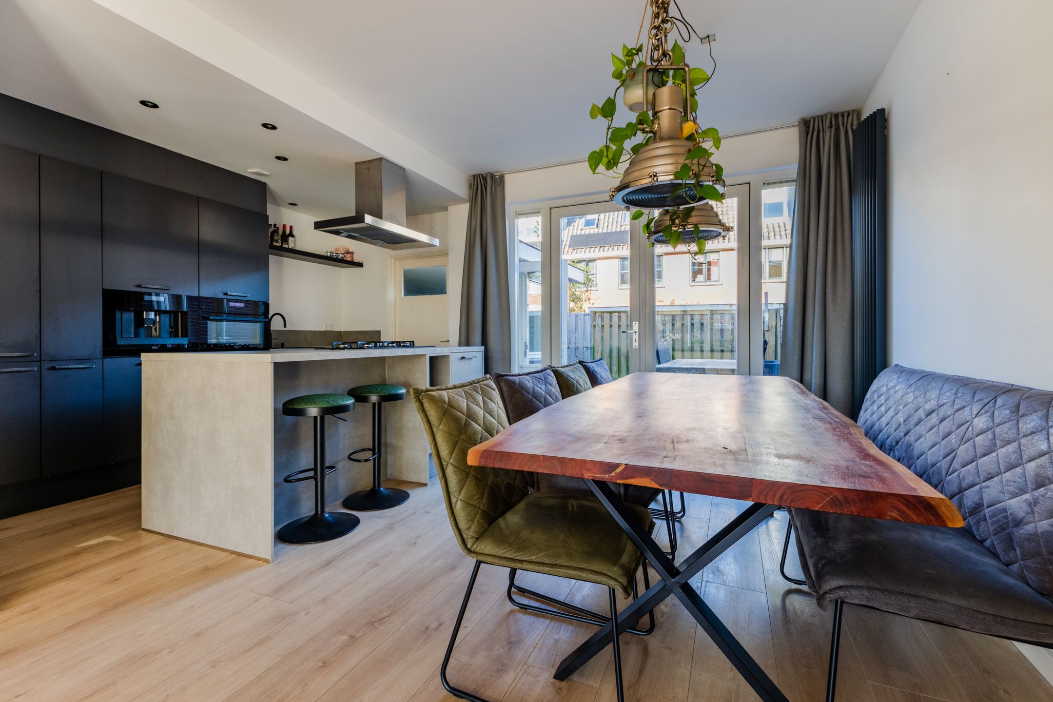 Foto 3 van Nicolaas Beetskade 75