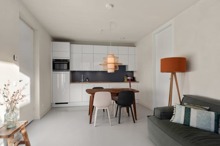 Foto 12 van Vluchtladderstraat 45