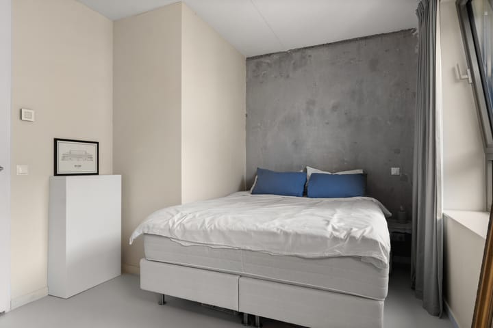 Foto 17 van Vluchtladderstraat 45