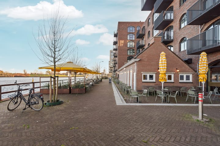 Foto 31 van Vluchtladderstraat 45