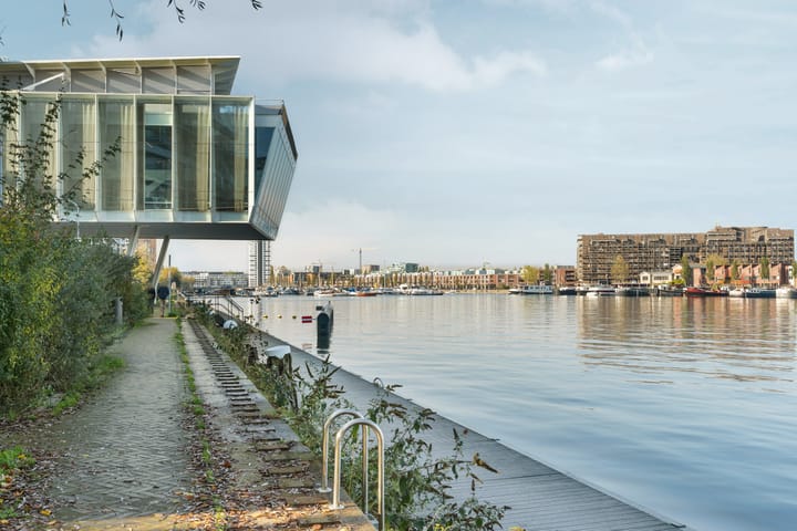 Foto 35 van Vluchtladderstraat 45