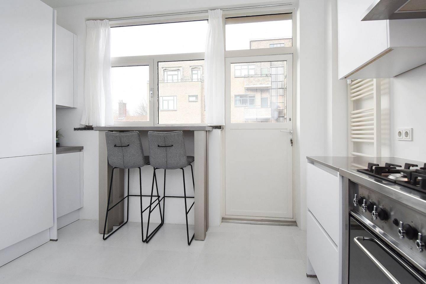 Photo 35 of Van Alkemadelaan 350-220