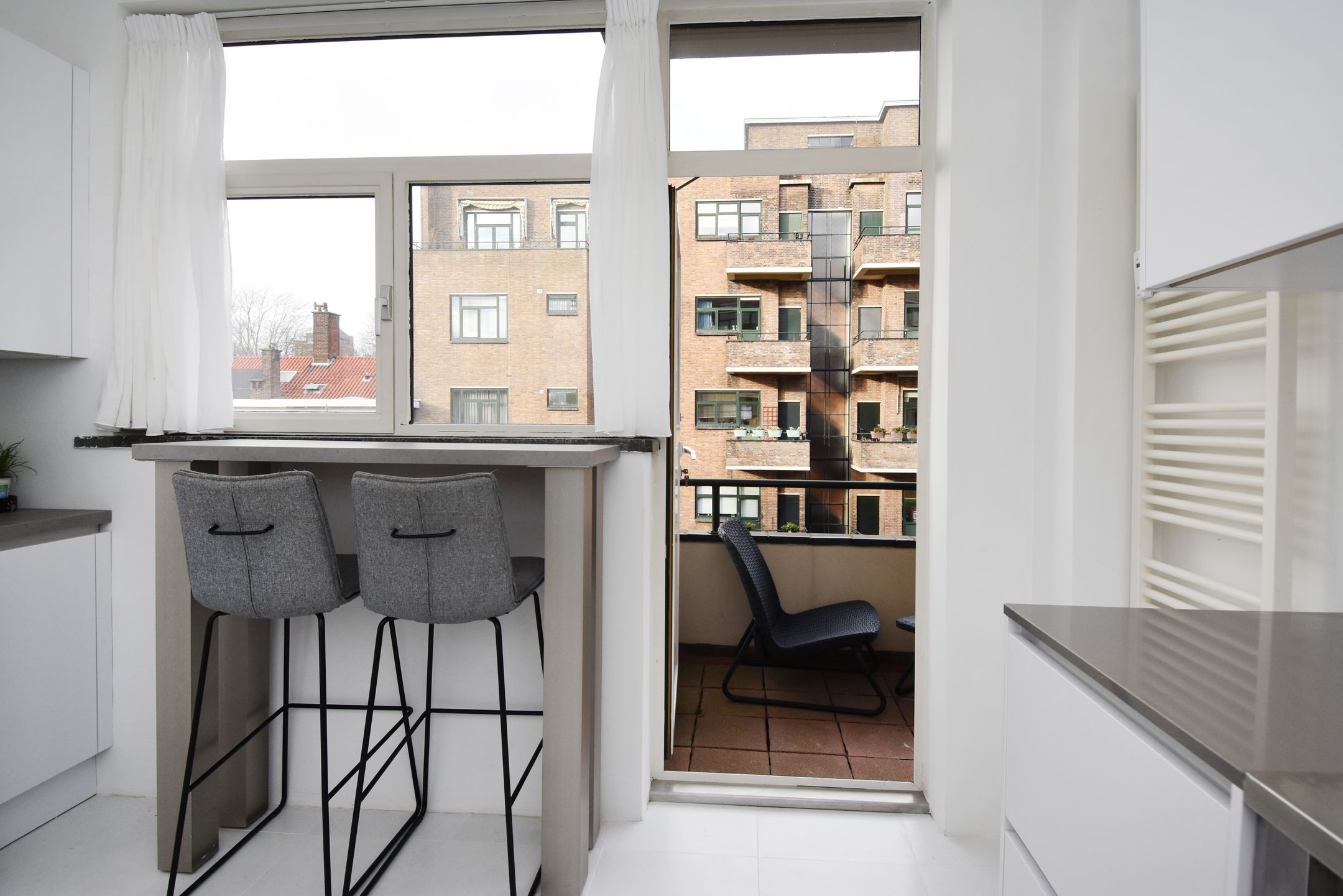 Photo 36 of Van Alkemadelaan 350-220