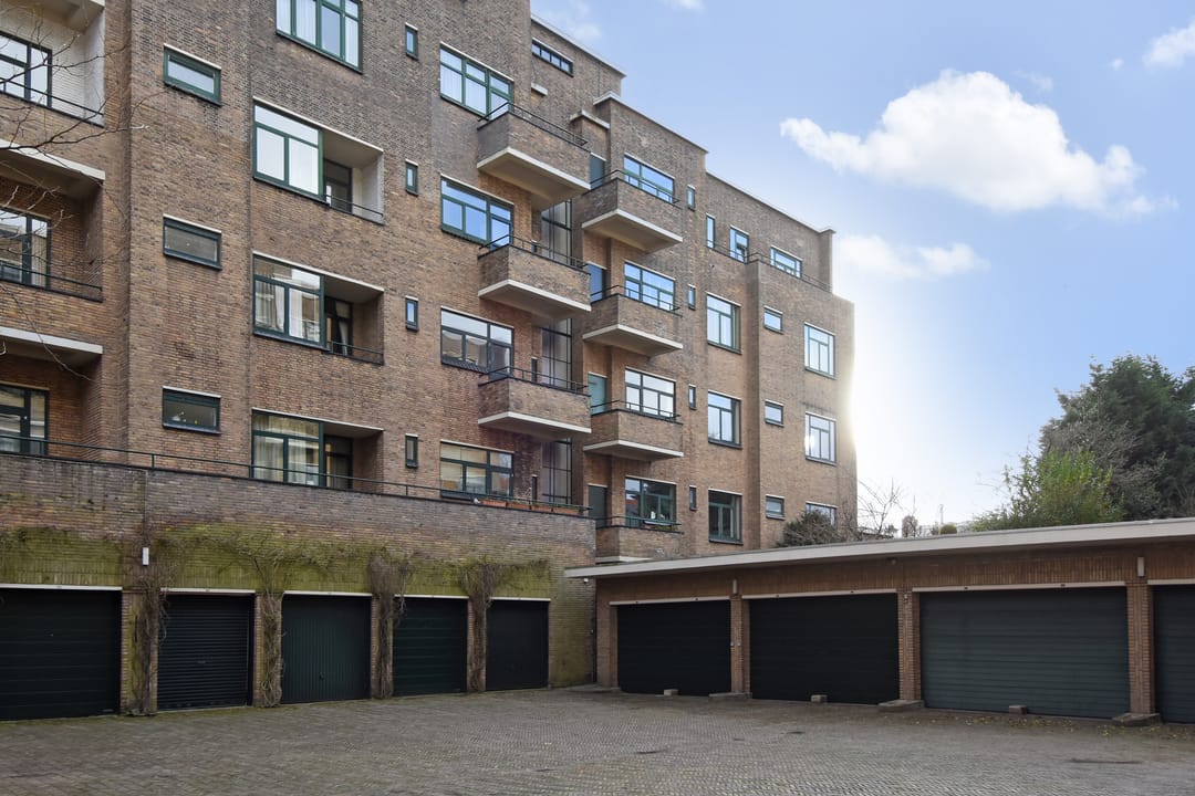 Photo 47 of Van Alkemadelaan 350-220