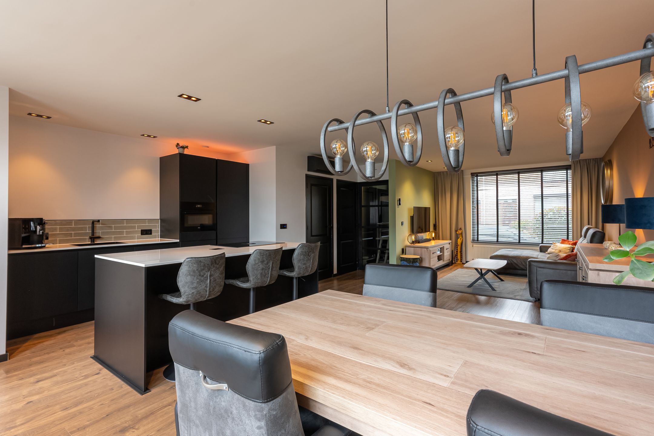 Photo 9 of Dr. Marga Klompéstraat 5