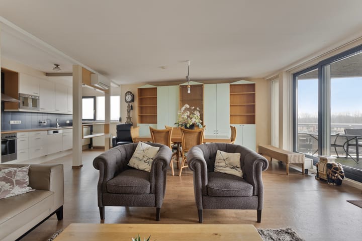 Foto 2 van Auroralaan 69