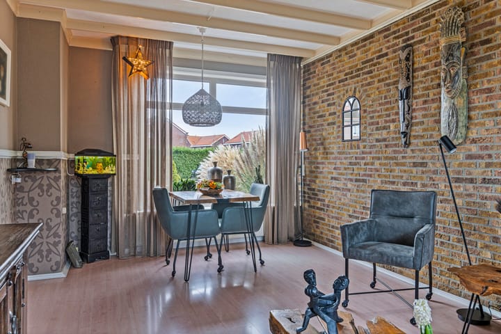 Photo 6 of Prins Bernhardstraat 22