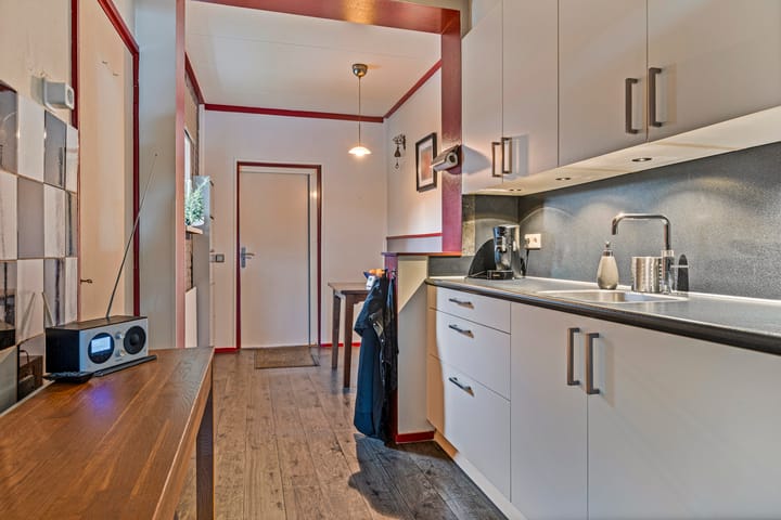 Photo 8 of Prins Bernhardstraat 22