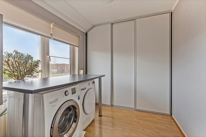 Photo 18 of Prins Bernhardstraat 22