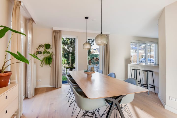 Foto 11 van Marga Klompélaan 1