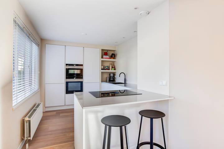 Foto 13 van Marga Klompélaan 1